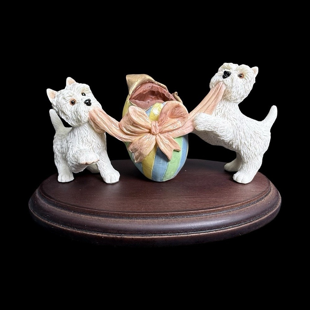 Peakdale Easter Egg Westie Figurine 307 Made in England Chocolate Easter Egg‎